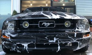 Ford Mustang direksiyon deri restorasyon değişim kaplama teyp tuş kapı kolu trim