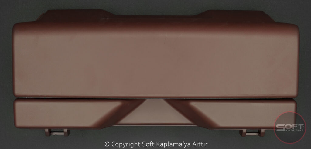 BMW-F10-arka-kolcak-bardaklik-plastik-aksam-soyulma-cizilme-asinma-deformasyon-yenileme-soft-kaplama-restorasyon-sonra.jpg